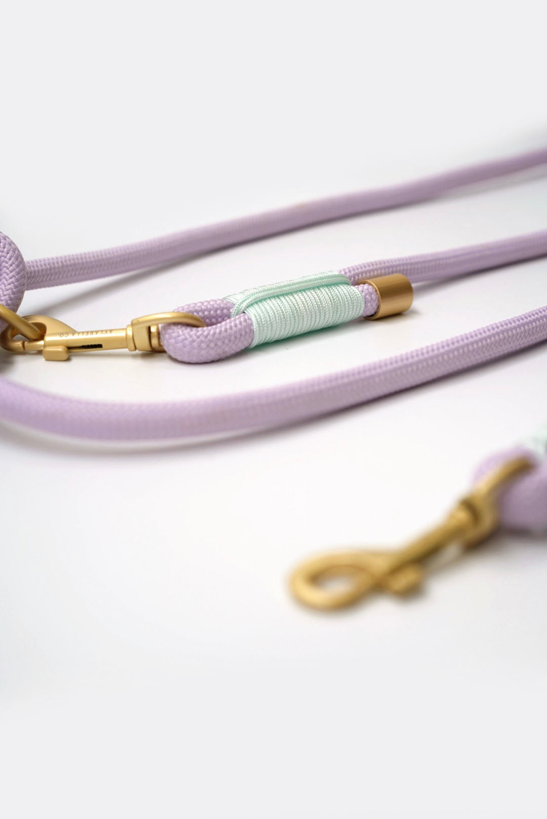 Lilac Dog Hands-Free Leash