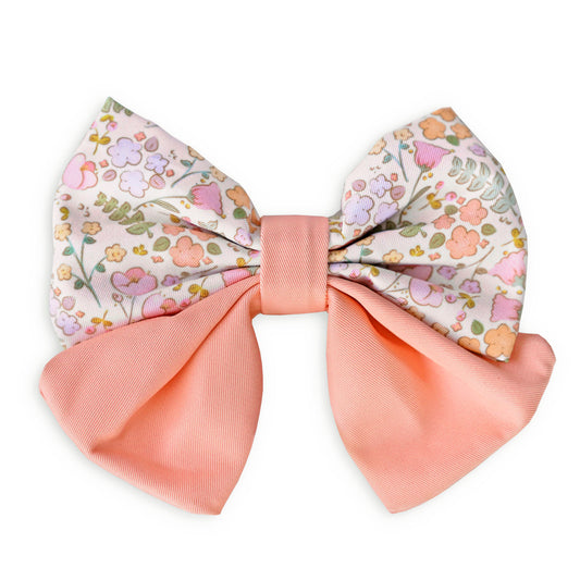 Hollyās Sailor Bow Tie