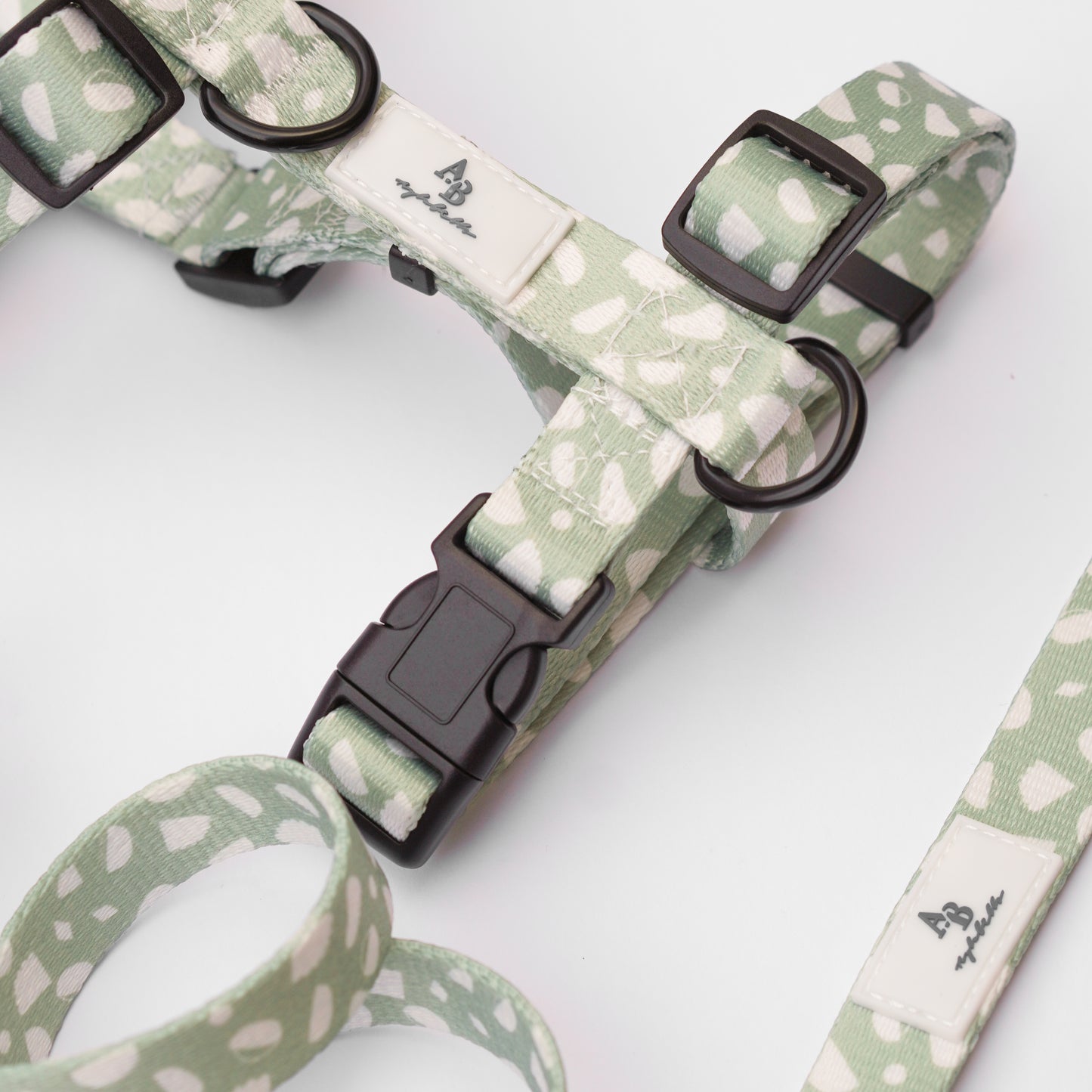 Laurel Dog H-Harness