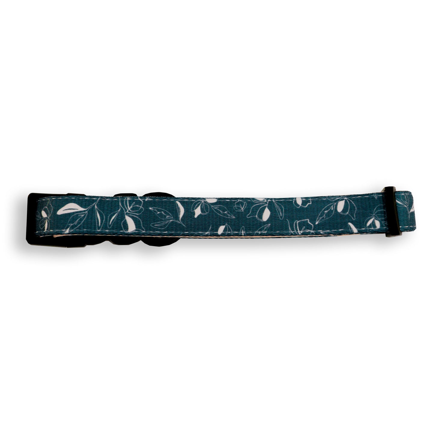 Lush Green Collar